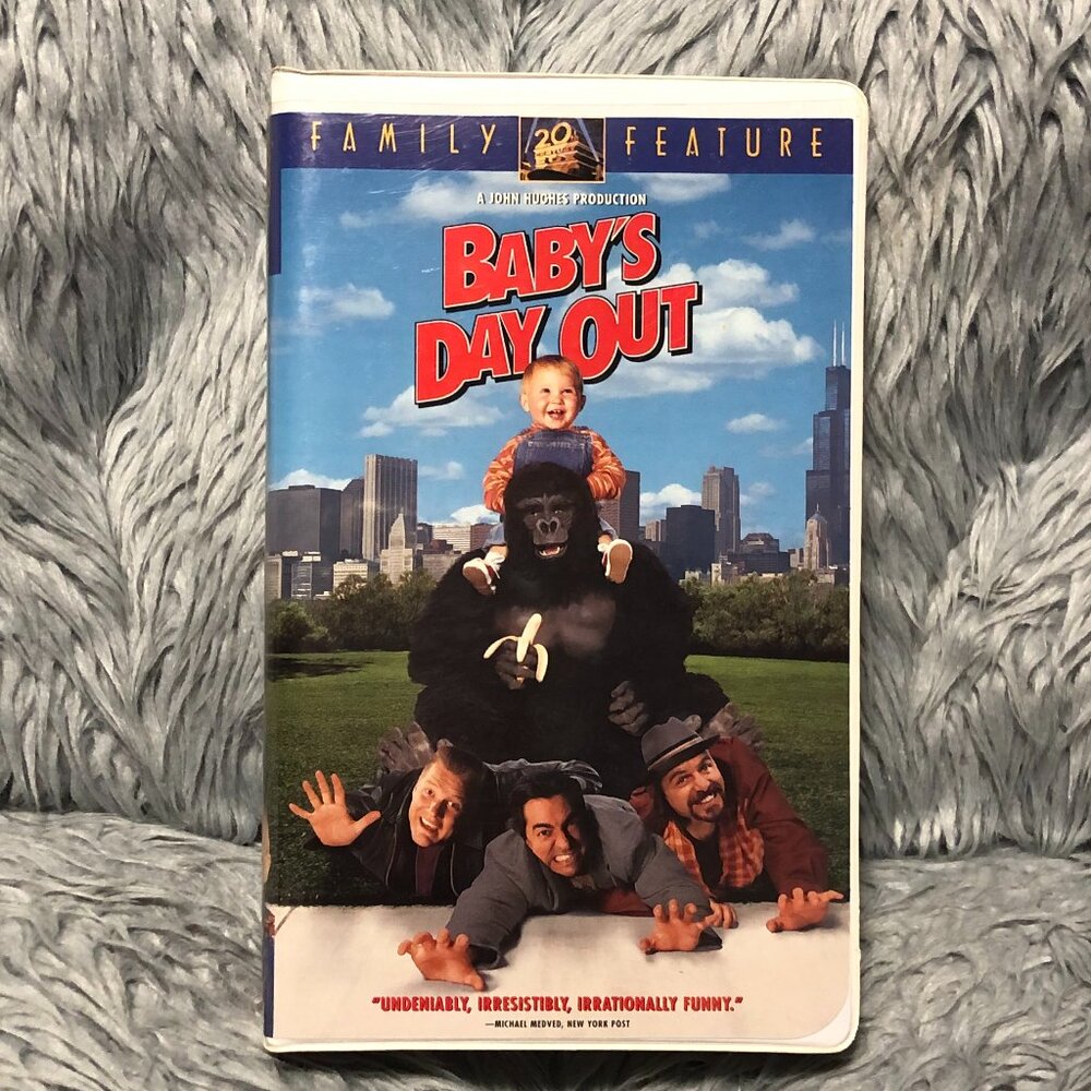 Baby’s Day Out VHS 1994 Video Tape Movie Clamshell Case
